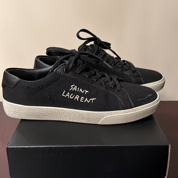 Saint Laurent Sneakers - Picture 2 of 7